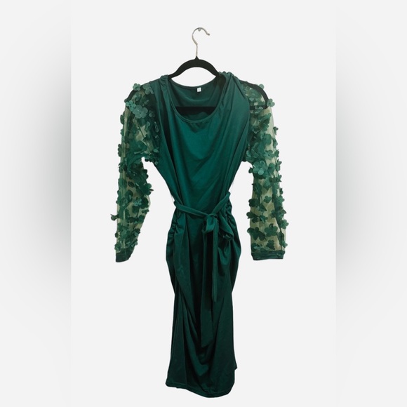 Emerald Green Long Maternity Dress with Sheer Sleeves & Flower Appliqués, Size L - Picture 1 of 5